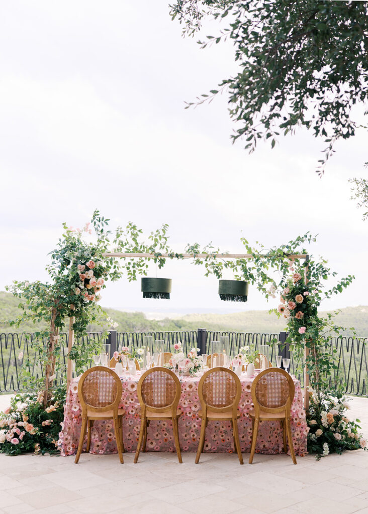 Editorial wedding details with Truth & Blooms florals and Theoni linens, photographed by Kelsey Applebaum