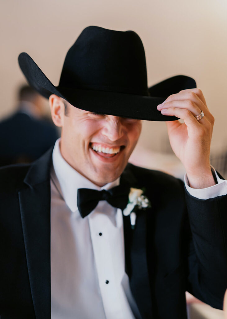 Texas Hill Country wedding cocktail hour