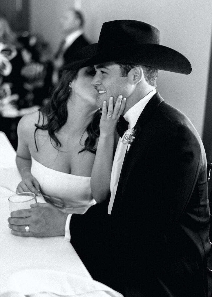 Texas Hill Country wedding cocktail hour