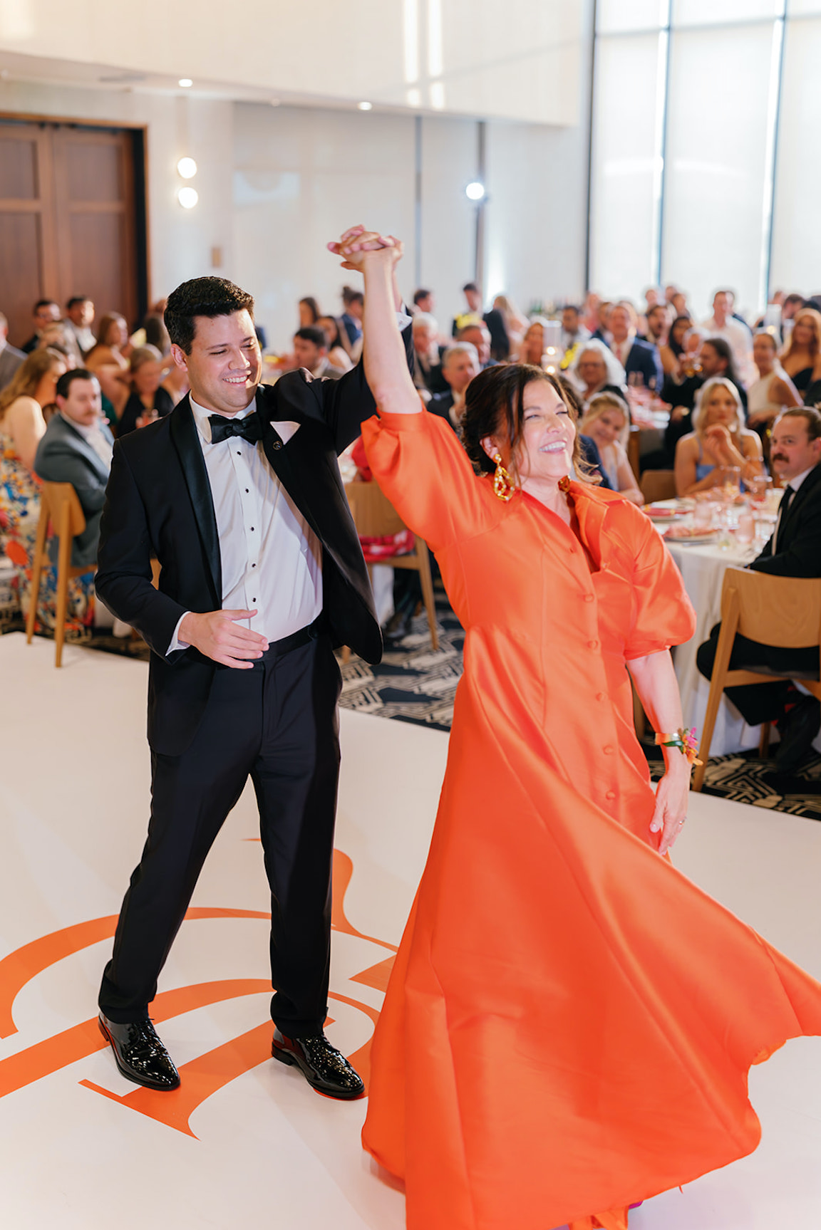 first dances at a wedding at the austin proper