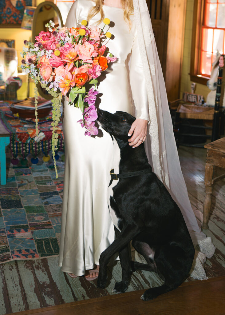 Vibrant Round Top wedding at Rancho Pillow in Texas