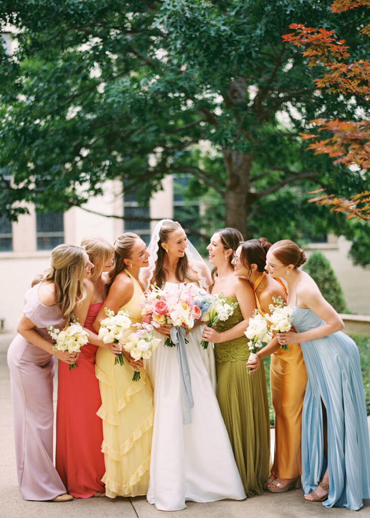 Colorful wedding at the Fort Worth Zoo with elegant floral design