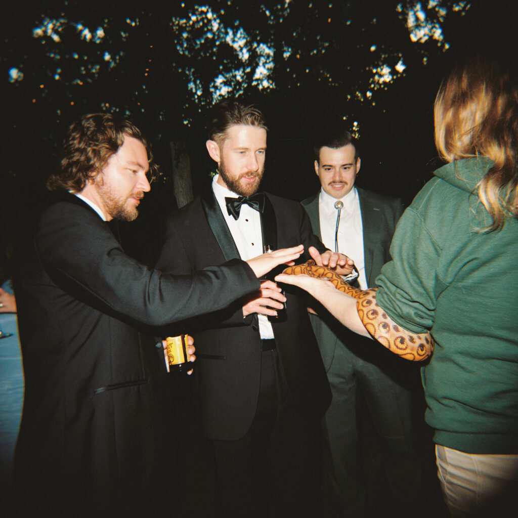 Colorful wedding at the Fort Worth Zoo with elegant floral design