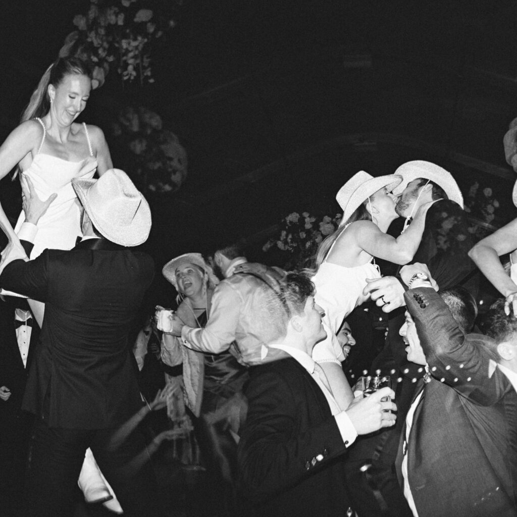 Film wedding photography at the Fort Worth Zoo in Texas