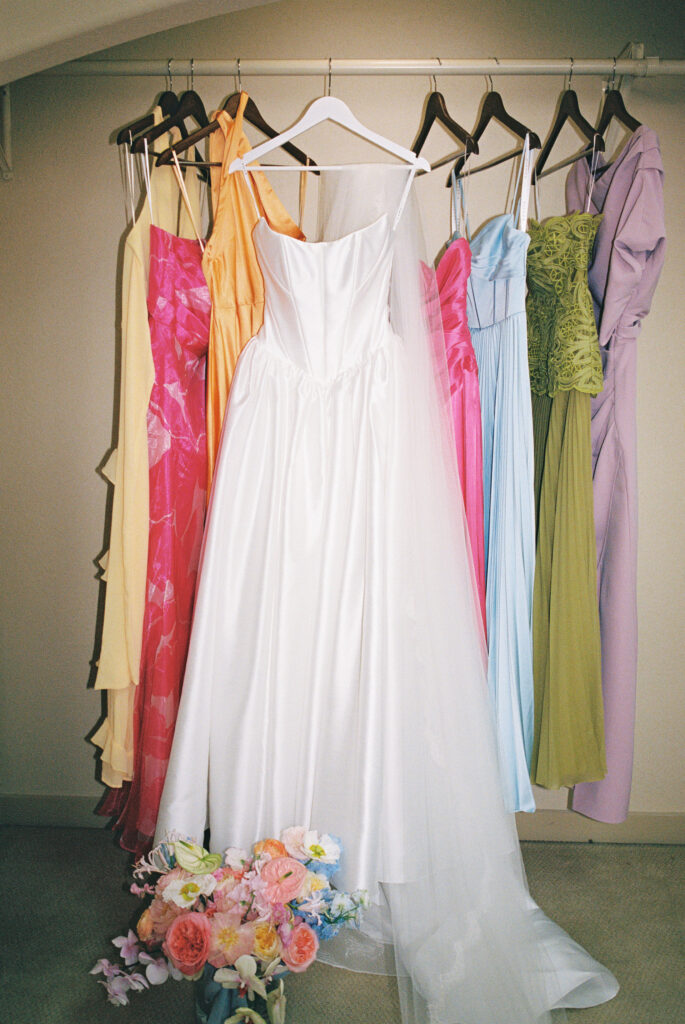 Film wedding photography at the Fort Worth Zoo in Texas